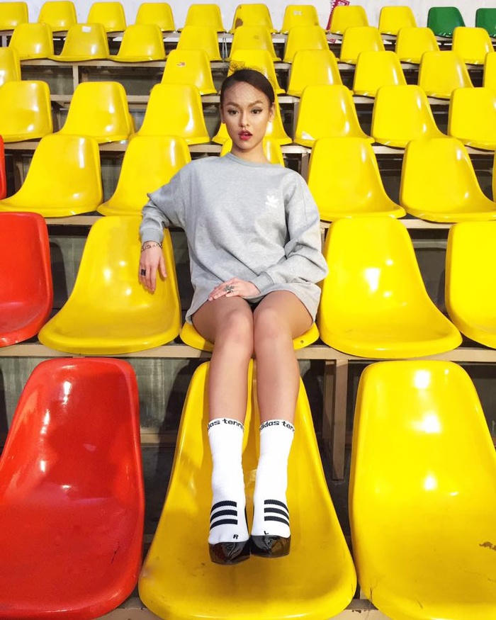 Sao Việt sang chảnh xuống phố đầu năm