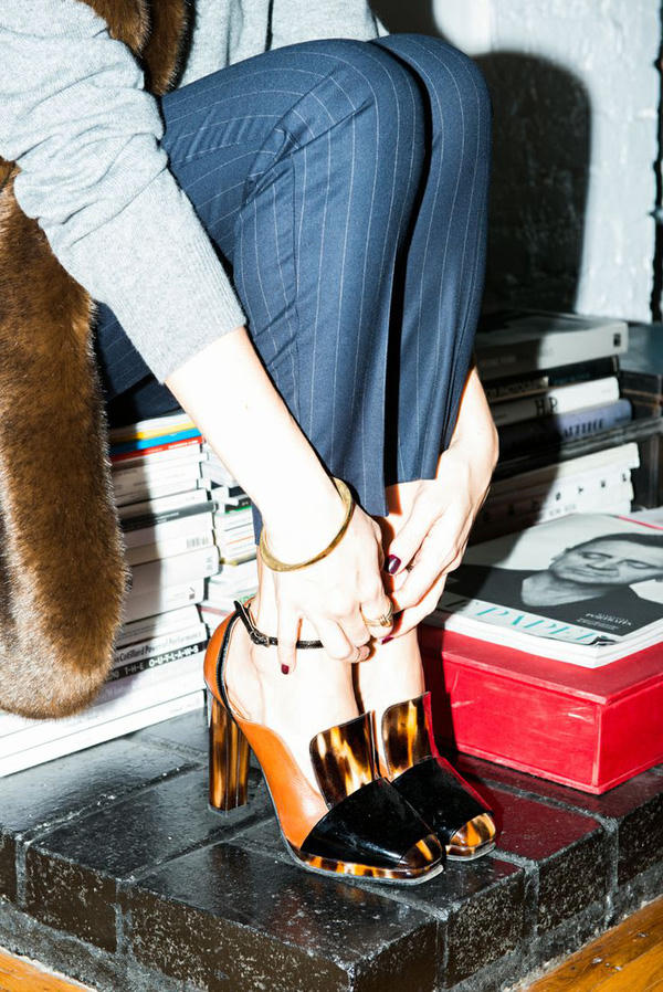 Kết quả hình ảnh cho 10 mẹo giúp bạn sẽ không đau chân khi đi giày mới nữa