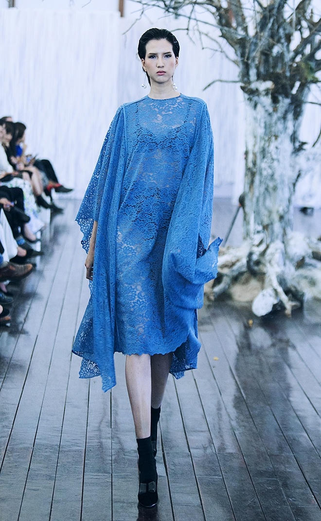 Tết này, các quý cô diện váy áo gì?