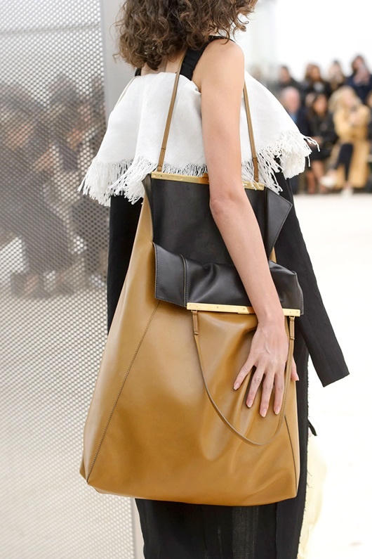 5 xu hướng túi gây sốt Xuân Hè 2017