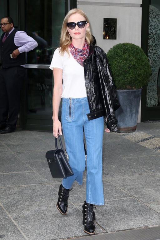 Kết quả hình ảnh cho quần jean boyfriend và áo khoác da sao Châu Âu