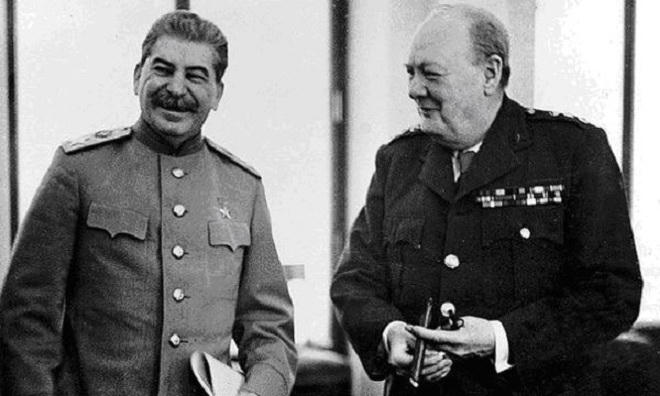 Người anh hùng bị báo chí phương Tây biến thành kẻ tội đồ