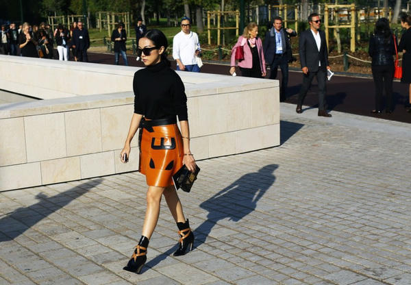 Kết quả hình ảnh cho Boots mũi nhọn sao Châu Âu