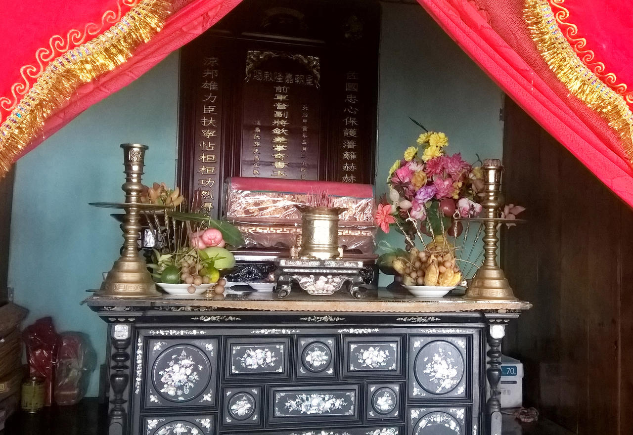 Thư Ngọc hầu Nguyễn Văn Thư - Vua ghi công, dân tưởng nhớ