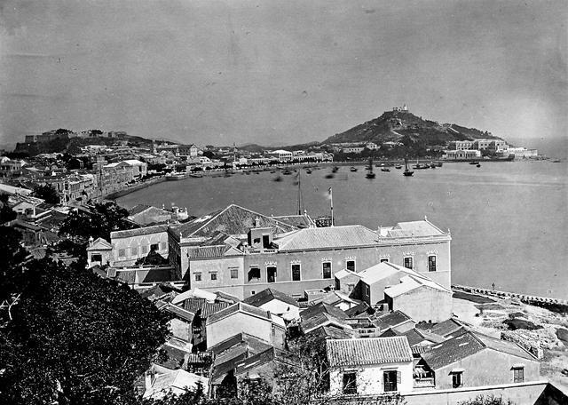 Người Việt đầu tiên vượt sóng gió đến Mỹ