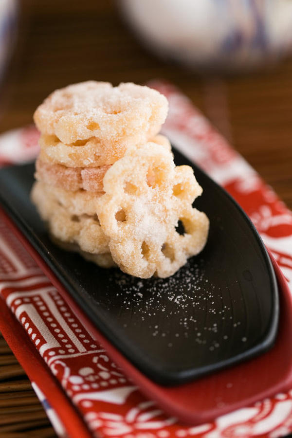 Kết quả hình ảnh cho Mứt củ sen