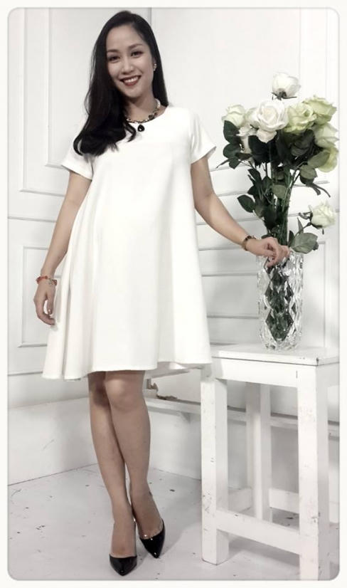 Kết quả hình ảnh cho Đầm bầu dáng xòe sao Châu Âu