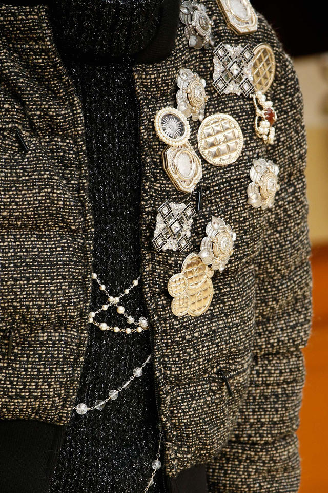 Hình ảnh có liên quan