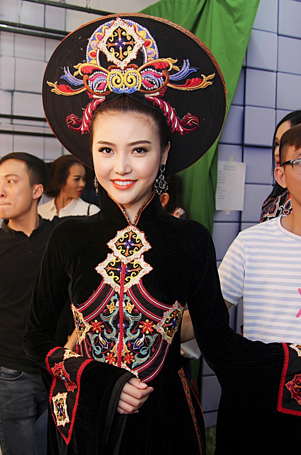 Dàn thí sinh “Sao nối ngôi” hội tụ hát nhạc xuân trong 'Sài Gòn đêm thứ 7'