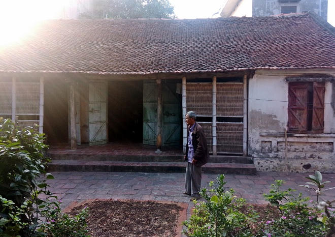 Vợ chồng già bất lực trước sự bạo hành của đứa cháu 4 tiền án