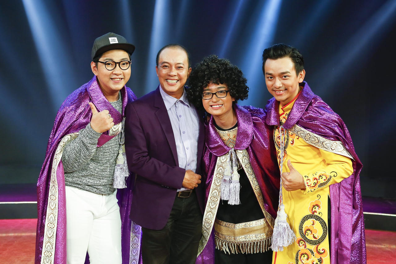 Minh Dũng lập cú đúp giải thưởng tại Tiếu lâm tứ trụ