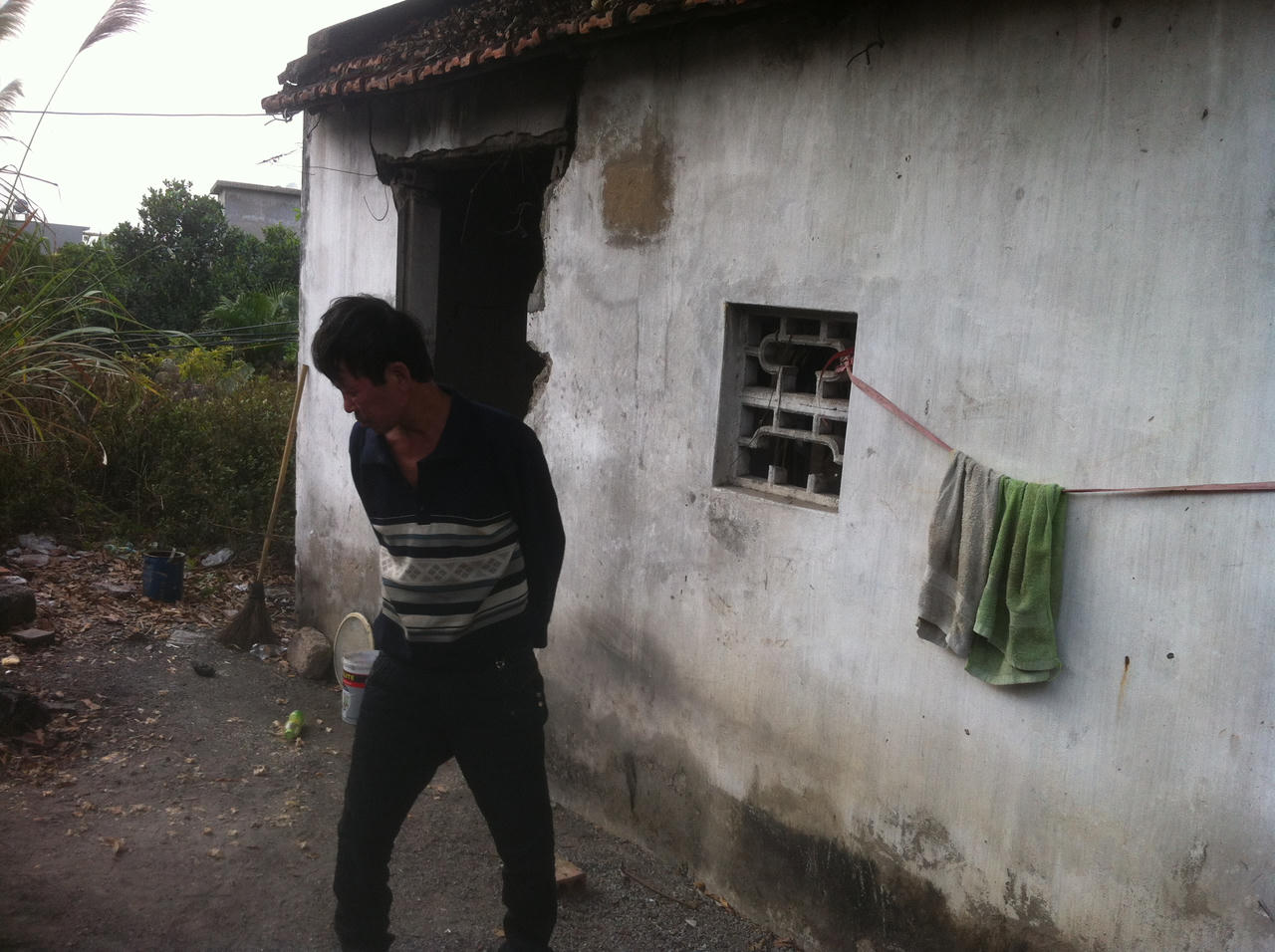 Quảng Ninh: Nhiều hộ dân thấp thỏm đón Tết trong những căn nhà đổ nát