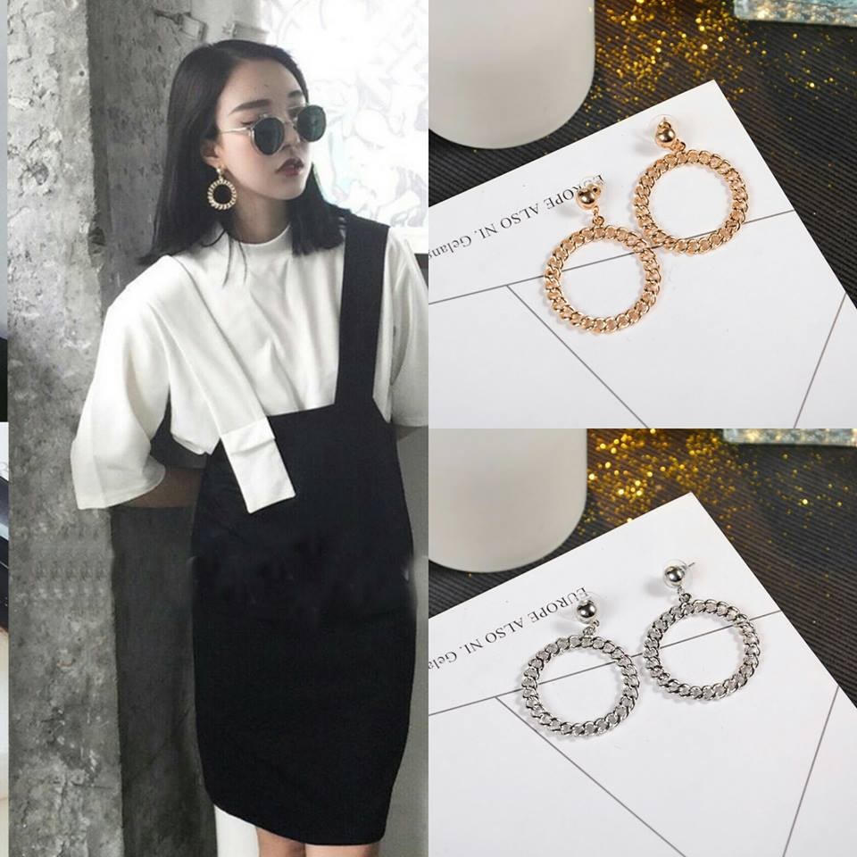 Kết quả hình ảnh cho Khuyên tai tròn, to bản, bạc, inox sao Châu Âu