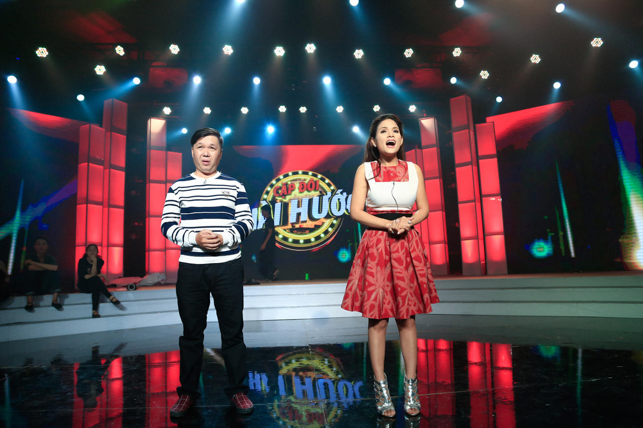 Thanh Bạch hát rap, quậy tung sân khấu 