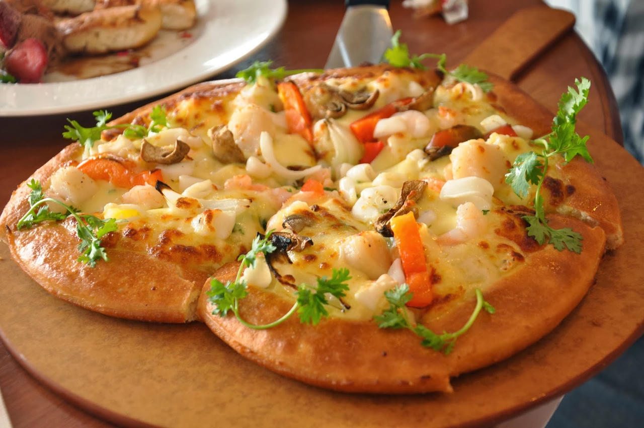 Kết quả hình ảnh cho pizza trái tim