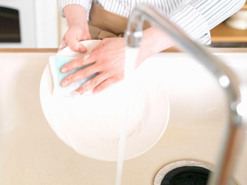 Kết quả hình ảnh cho nước vo gạo Rửa sạch bát đĩa