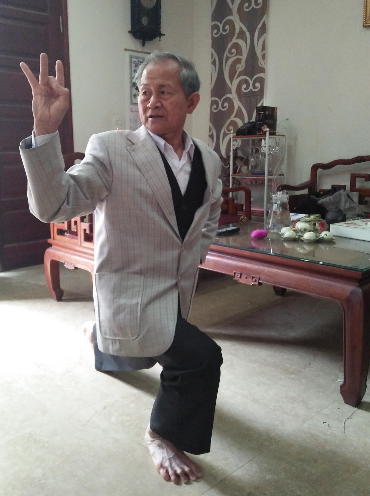 Vũ điệu độc đáo ở làng Triều Khúc