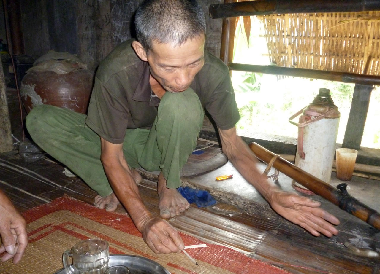 Bí ẩn khu mộ đá ở thượng nguồn sông Mã