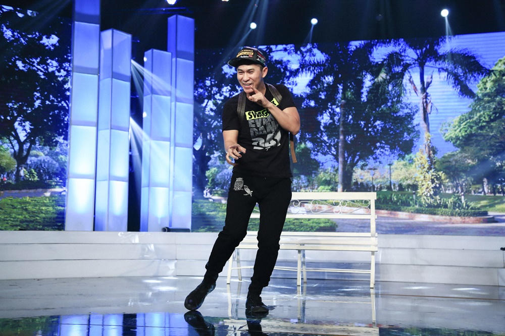 Châu Gia Kiệt bỏ show để dành thời gian thi “Cặp đôi hài hước”