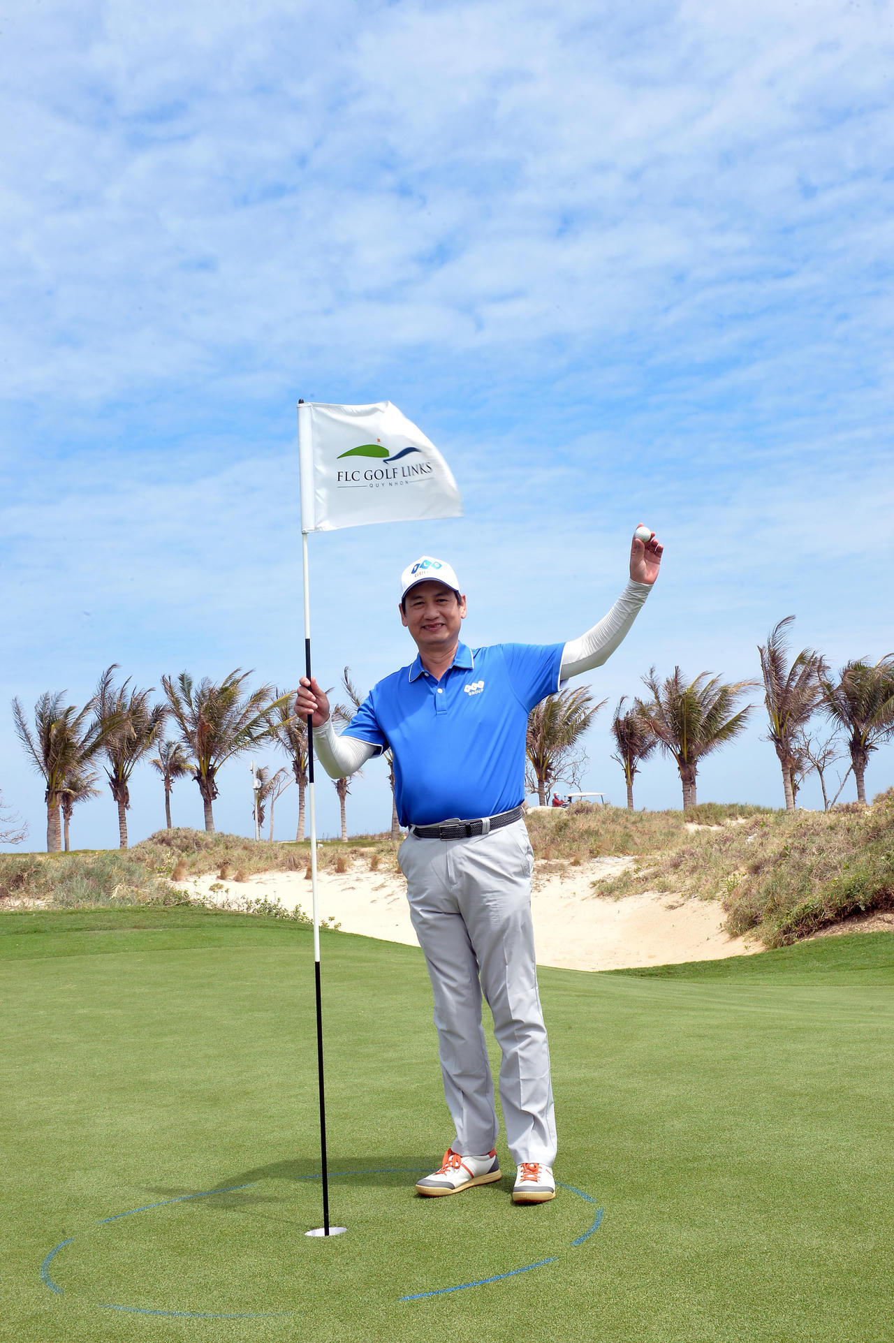 Cú hole-in-one 7 tỷ tại FLC Golf Championship 2017