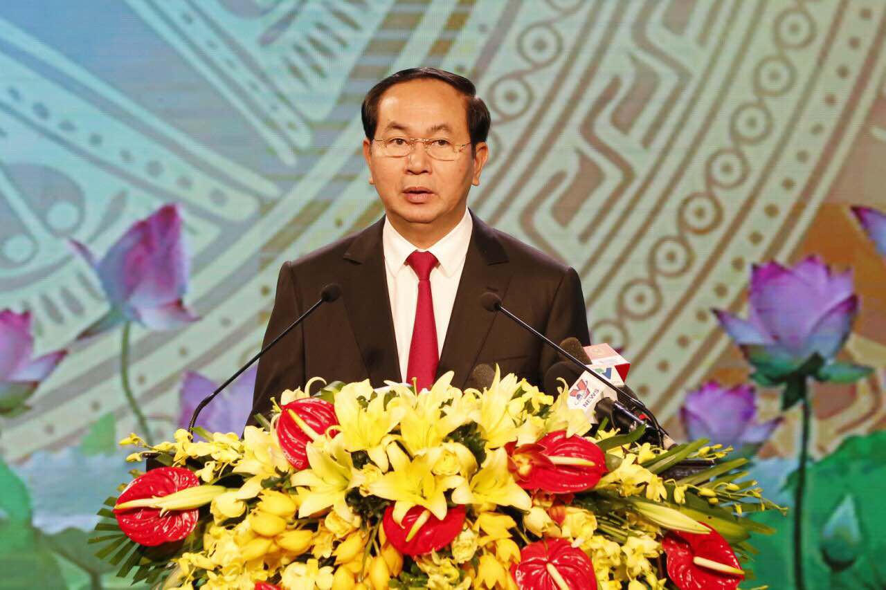 Chủ tịch FLC nhận danh hiệu “Vì sự phát triển Thanh Hóa” 