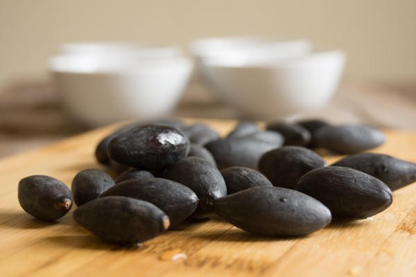 Kết quả hình ảnh cho Uống nước quả trám