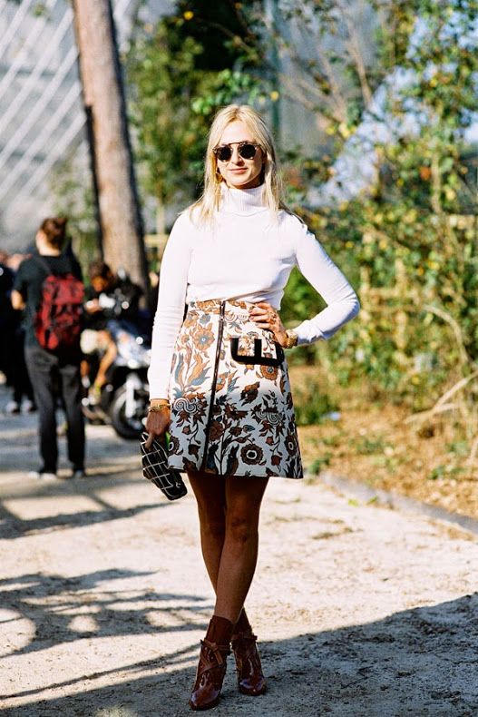 Kết quả hình ảnh cho Chân váy họa tiết sao Châu Âu