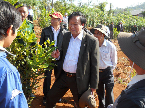 Người 'truyền lửa' làm giàu cho nông dân