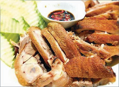 Kết quả hình ảnh cho Chân giò muối chiên giòn