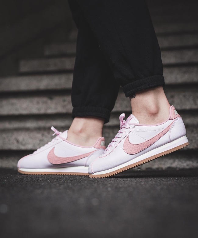 4 mẫu giày sneaker khiến bạn gái phải siêu lòng