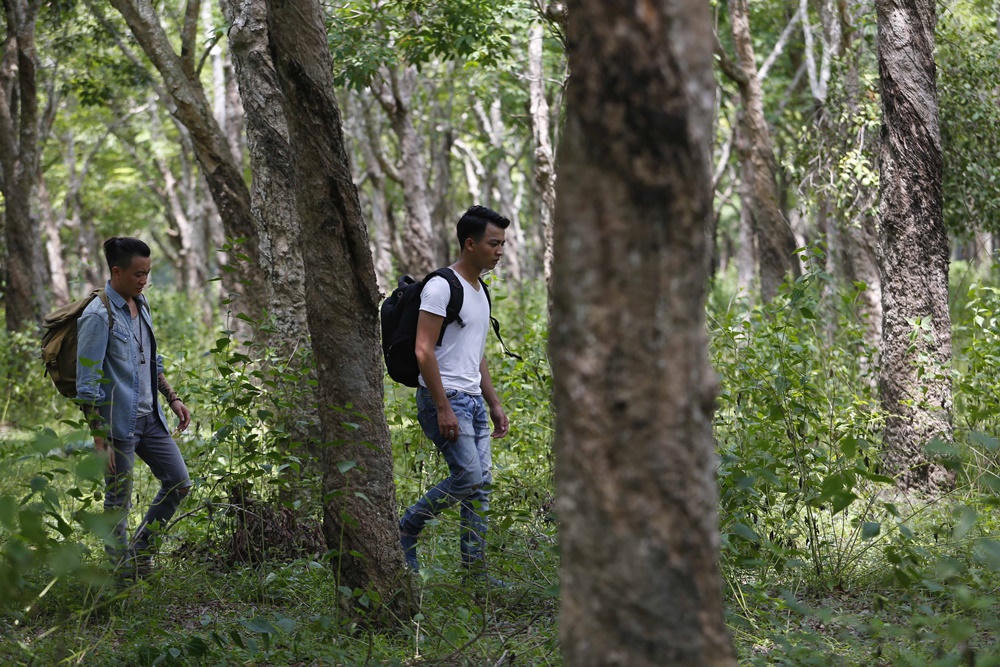 Lương Mạnh Hải bị... chôn sống hé lộ cái kết khác của 'Hot boy nổi loạn 2'