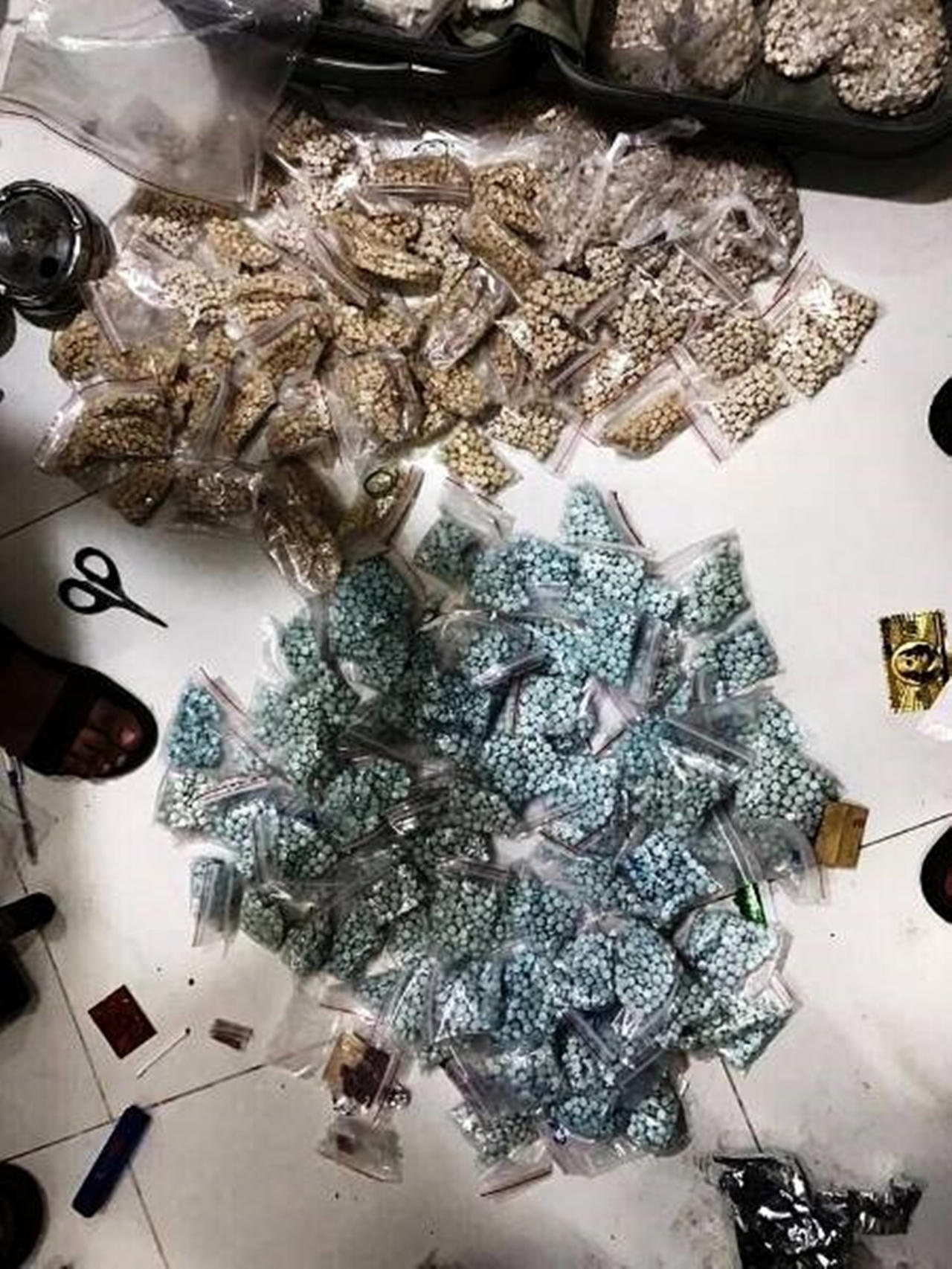 'Bà trùm' hotgirl dùng thân xác để thu phục loạt 'đàn em'