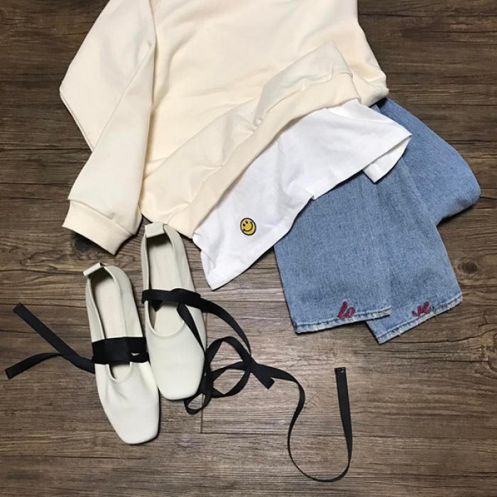 Giày ballet 'bánh bèo' khiến con gái Hàn mê tít