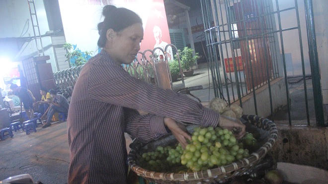 Trái cây Việt 'thua' ngay trên sân nhà