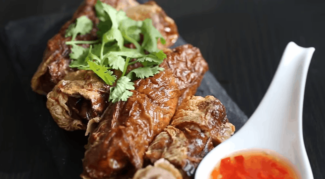 Kết quả hình ảnh cho Váng đậu cuộn thịt chiên giòn