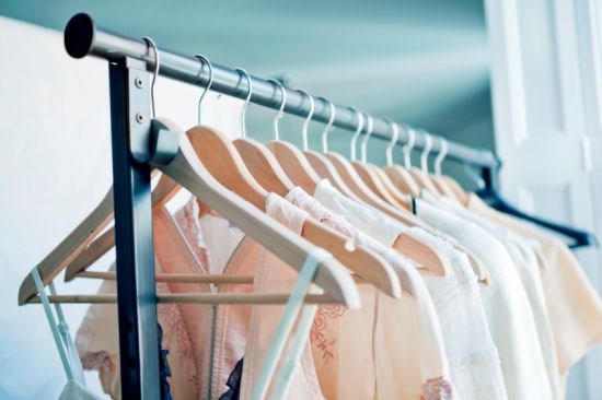 Kết quả hình ảnh cho phơi quần áo phẳng phiu