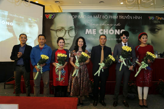 Hương “Bông” hiểm ác khi vào vai mẹ chồng