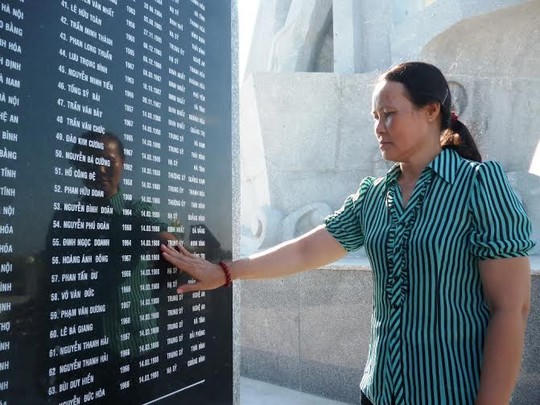 Kỷ vật đẫm nước mắt người thân của liệt sỹ Gạc Ma