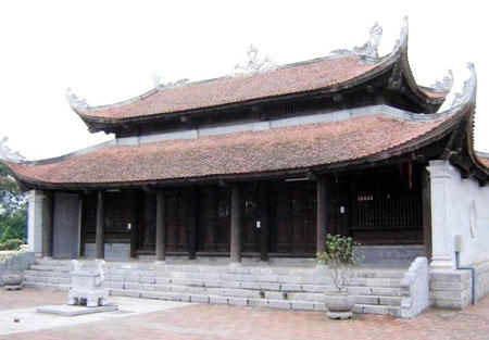 Nguyễn Công Trứ bị vướng án vu cáo như thế nào?