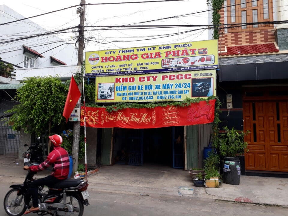 Chiếc xe gắn định vị tình cờ dẫn cảnh sát đến “hang ổ” xe gian