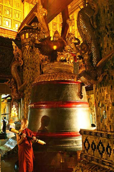 Đi tìm quả chuông thiêng Dhammazedi