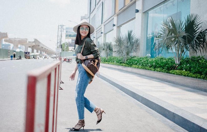 Kết quả hình ảnh cho Balo sao Châu Âu