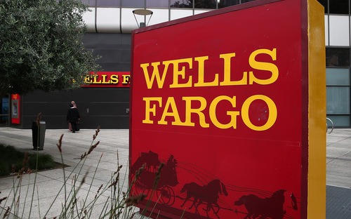 Ngân hàng Wells Fargo và bê bối tài khoản giả mạo