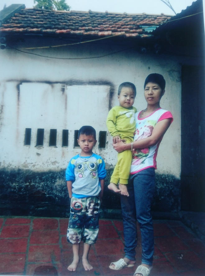 Ngày ăn cơm từ thiện, tối ngủ gầm cầu thang chiến đấu với bệnh ung thư vú