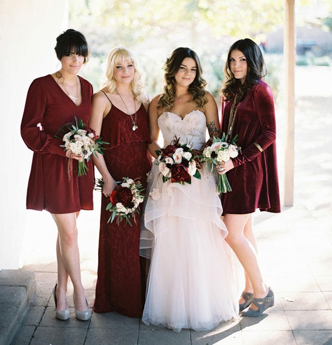 trang phục phù dâu