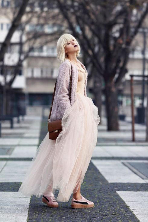 Cách phối đồ thời thượng với váy Tulle 12215