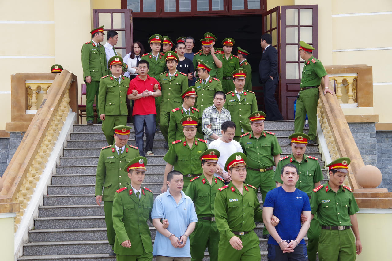 Chuyện chưa kể phía sau vụ án mua bán trái phép 1.415 bánh Heroin