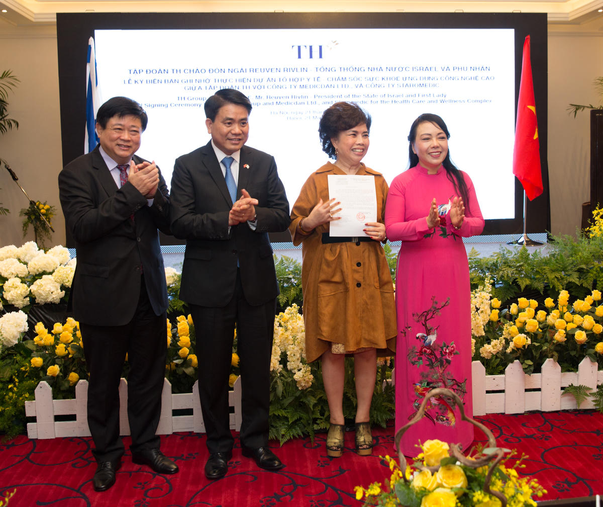 2 vị tổng thống, 2 hộp sữa và cú đột phá mới của bà Thái Hương