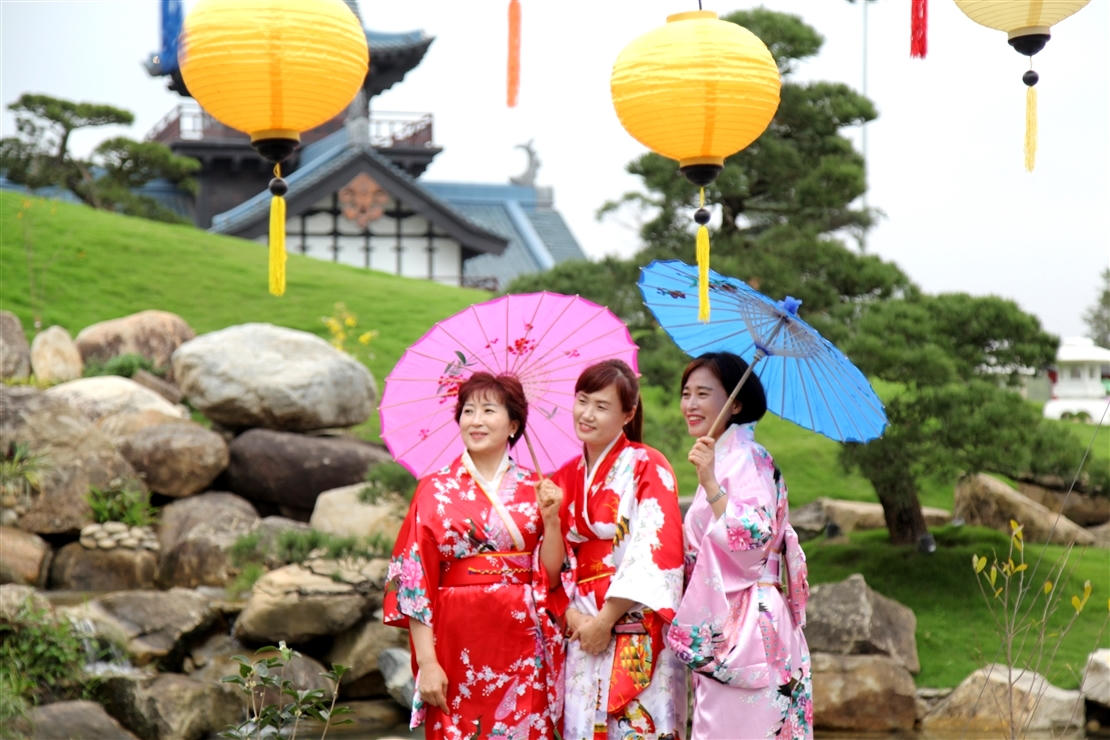 Lễ hội Mặt trời mọc đẹp như mơ tại thành phố di sản