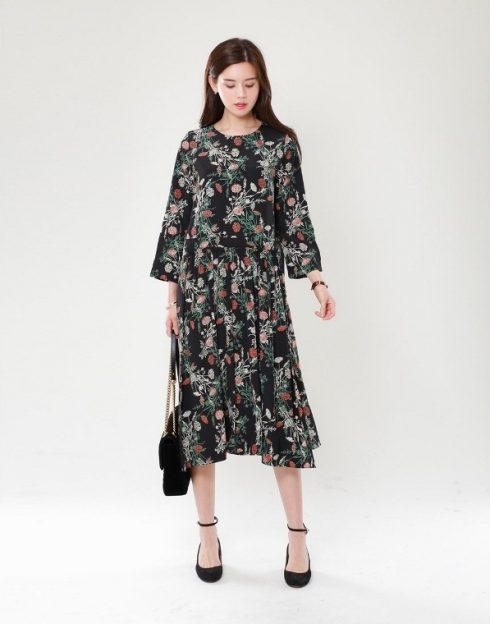 Đầm in họa tiết hoa